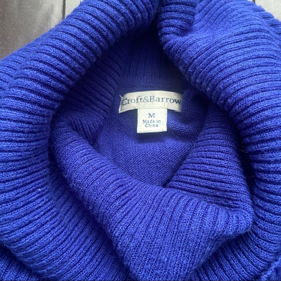 Croft & Barrow blue turtleneck with square bottom size M GUC - Picture 2 of 4